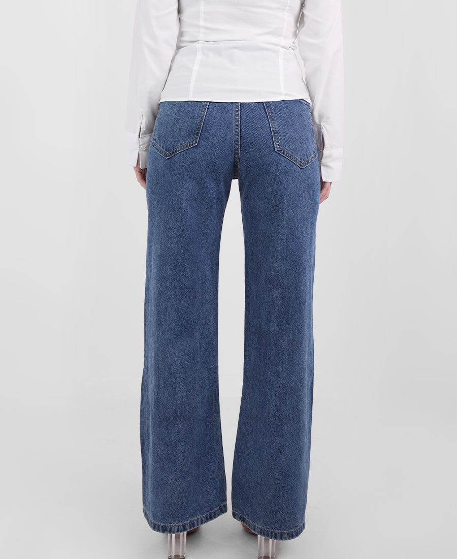 Straight-leg jeans