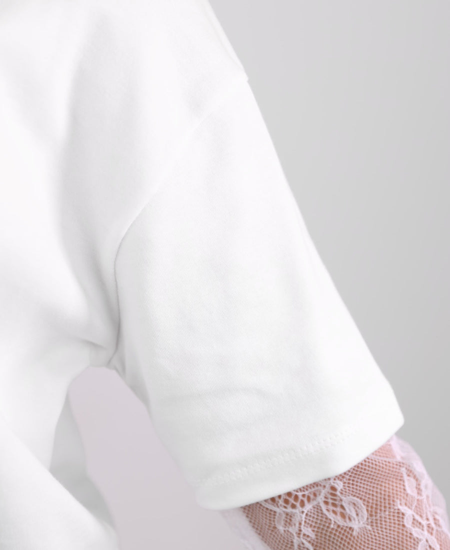 White T-shirt with lace sleeves and waist