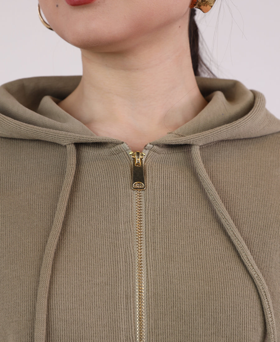 Training jacket with a hat and straight-cut trousers