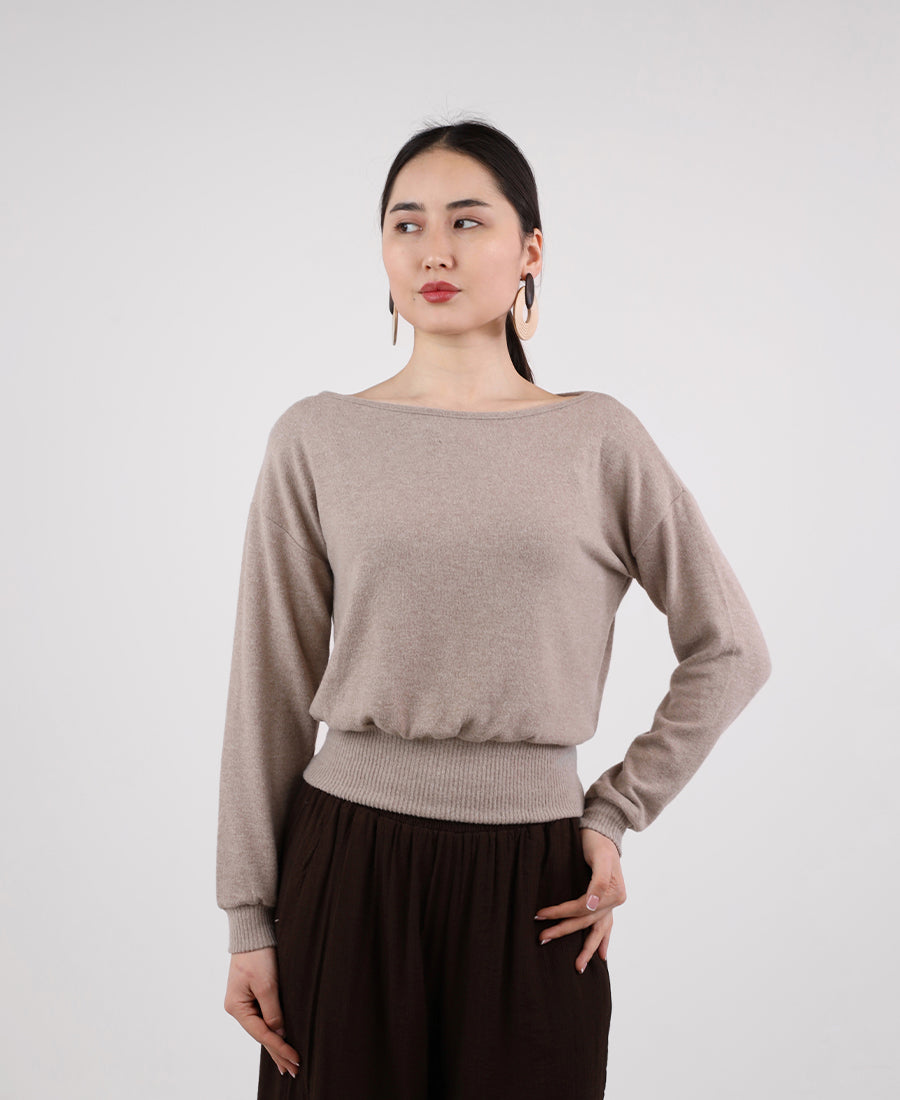 Boat neck wool blouse