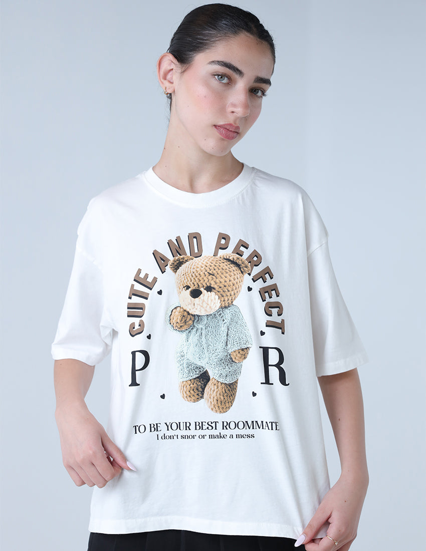 T-shirt with a bear print and words