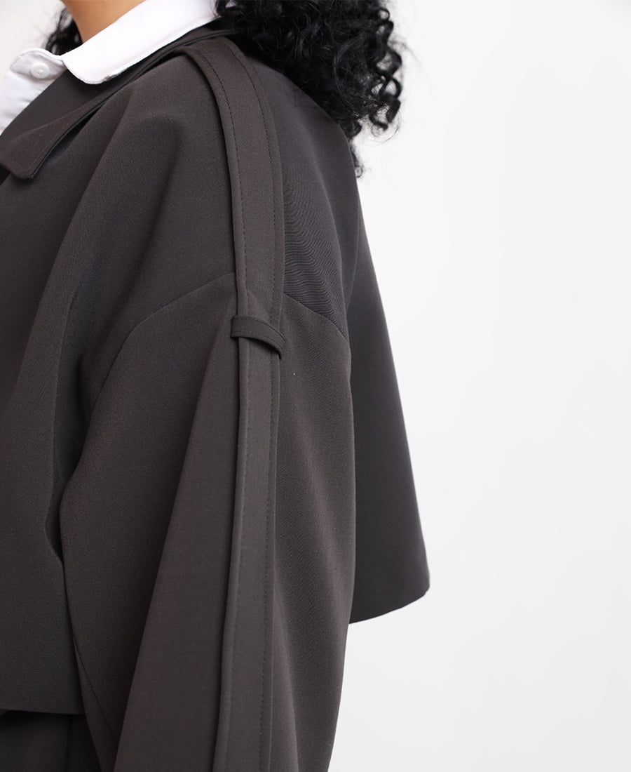 Oversize trenchcoat with belt