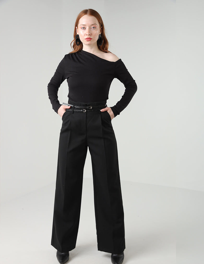 High-waisted straight-leg pants with a belt