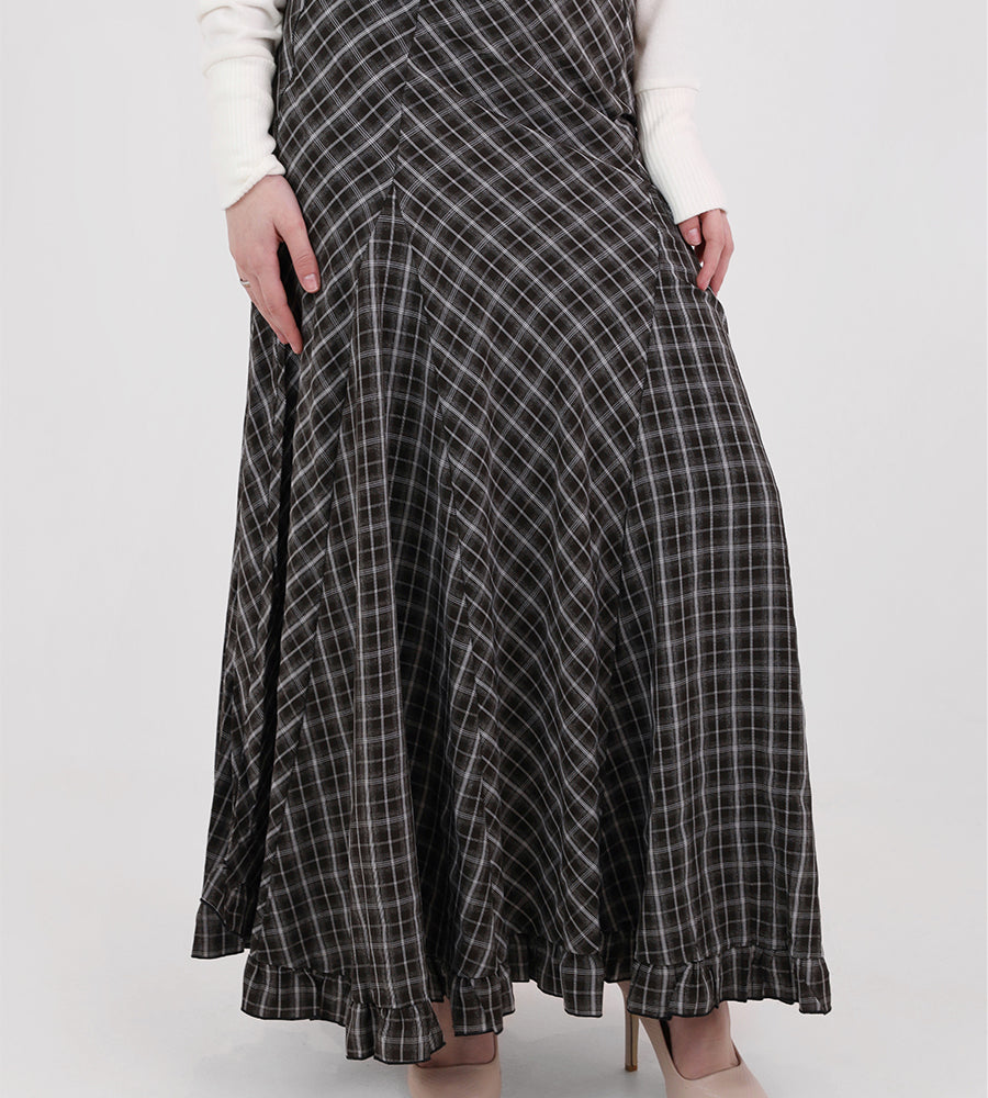 Long pleated plaid skirt