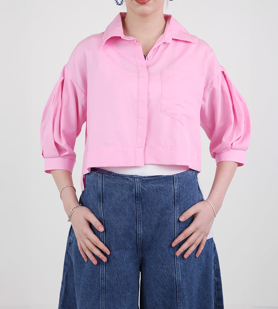 Cropped shirt with puff sleeves