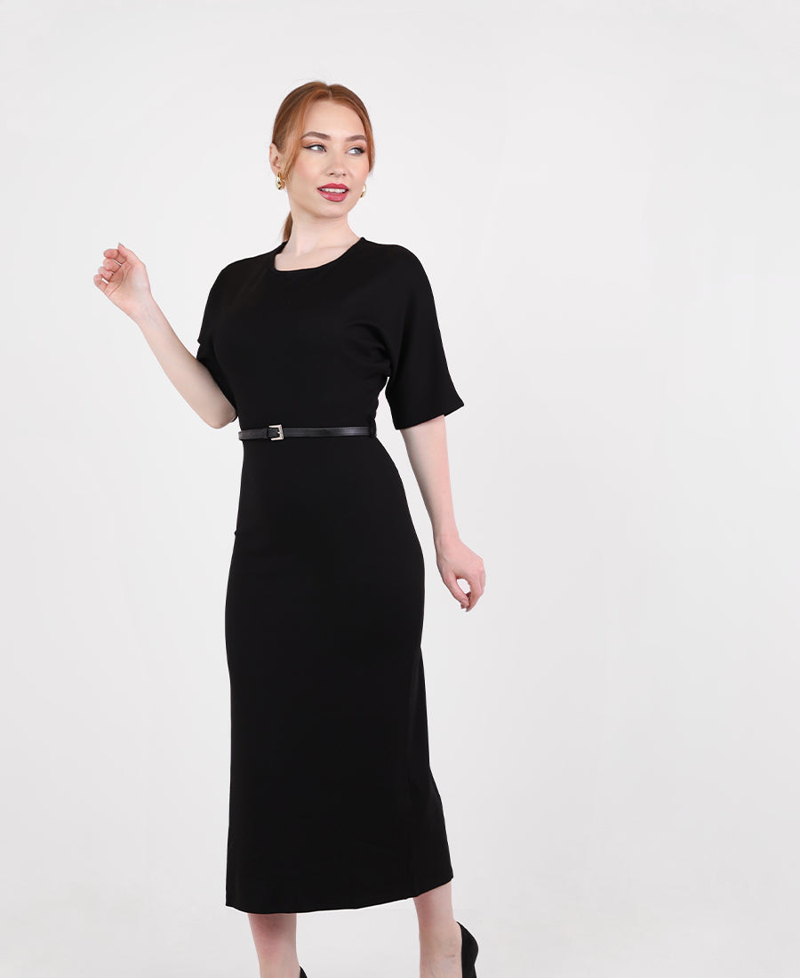 Long dress with belt