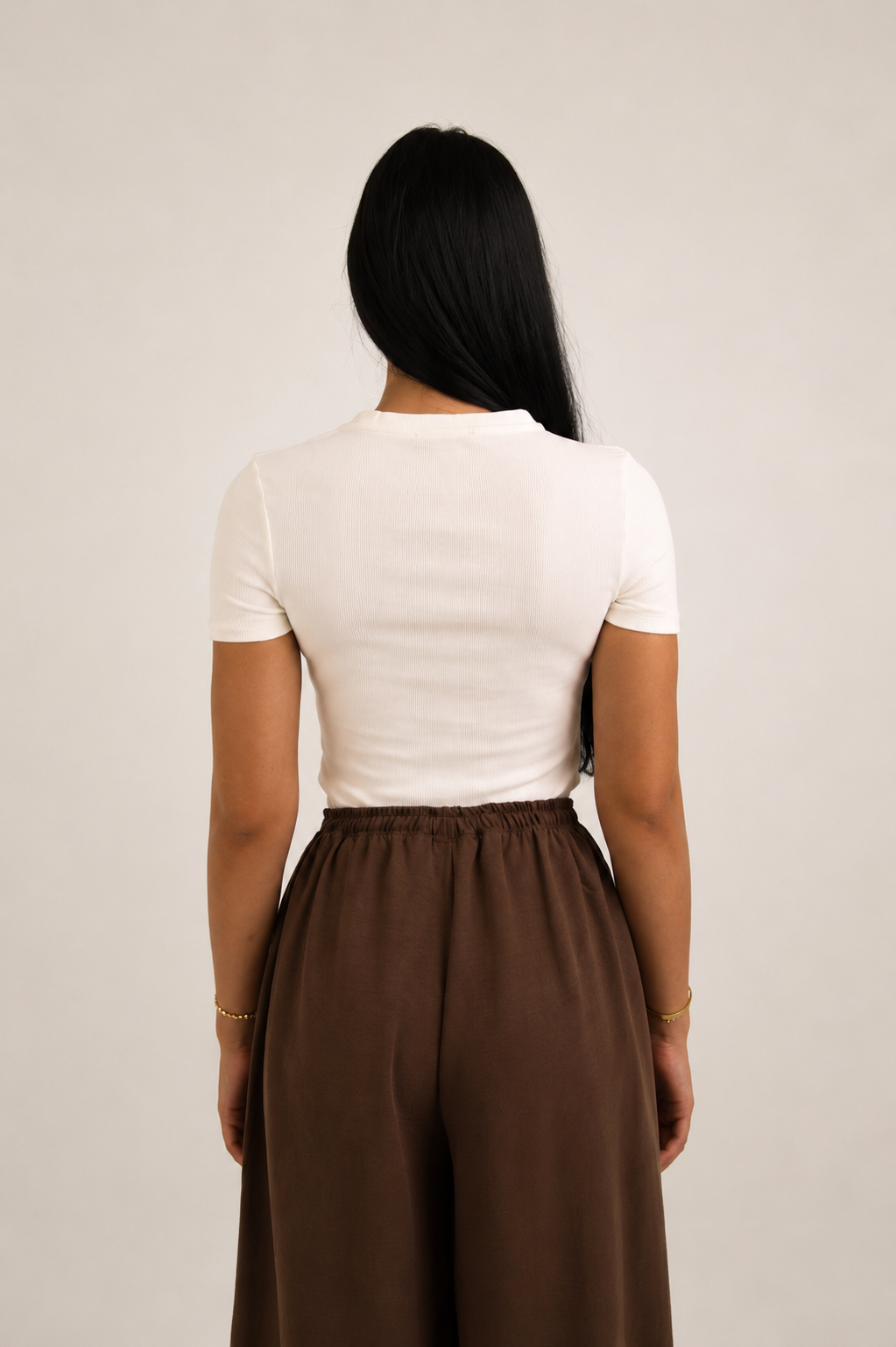 Button-down chest T-shirt