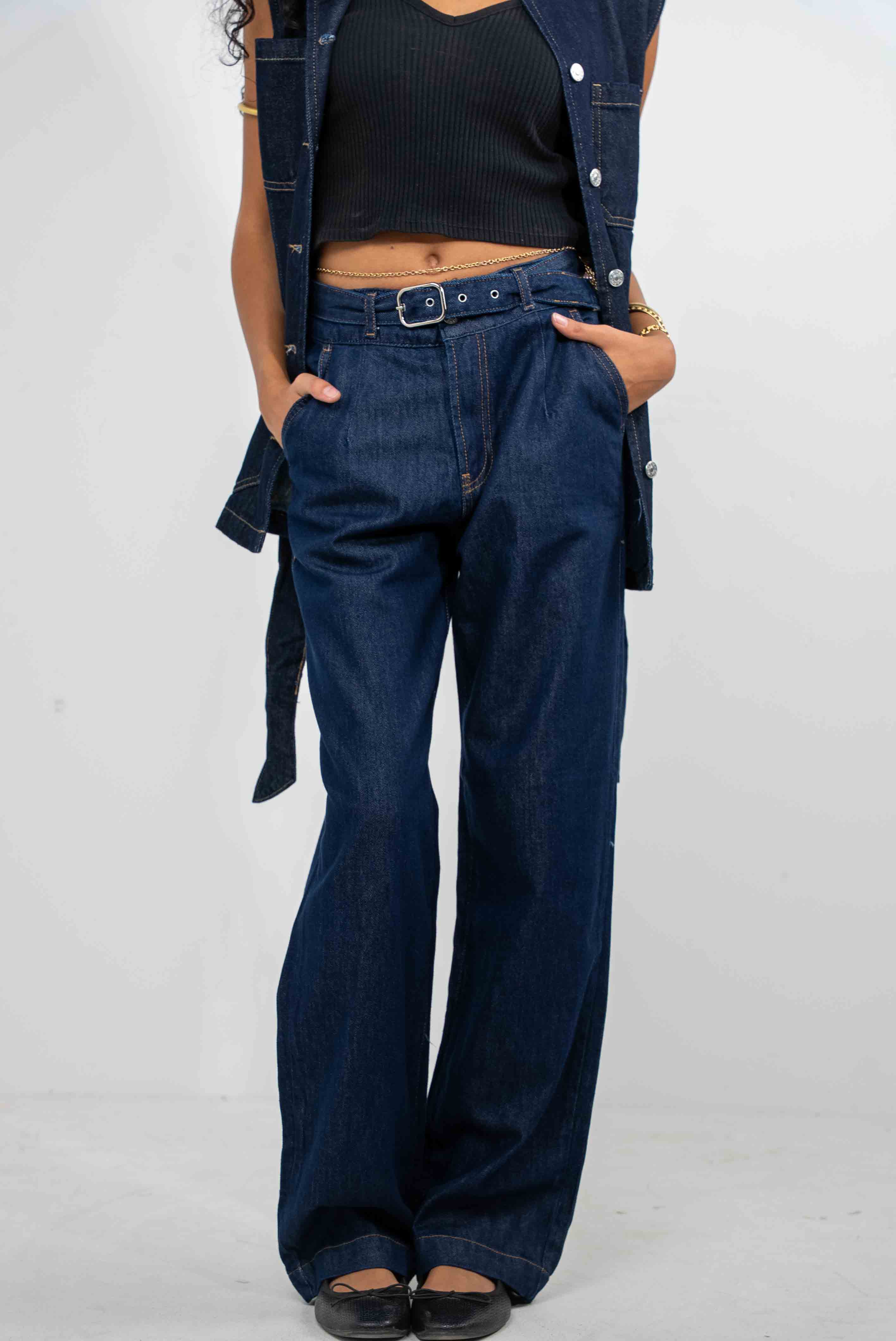 High-waisted wide-leg jeans