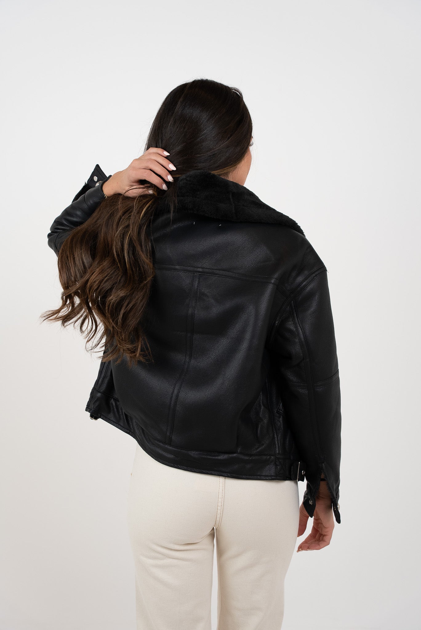 Leather jacket with fur