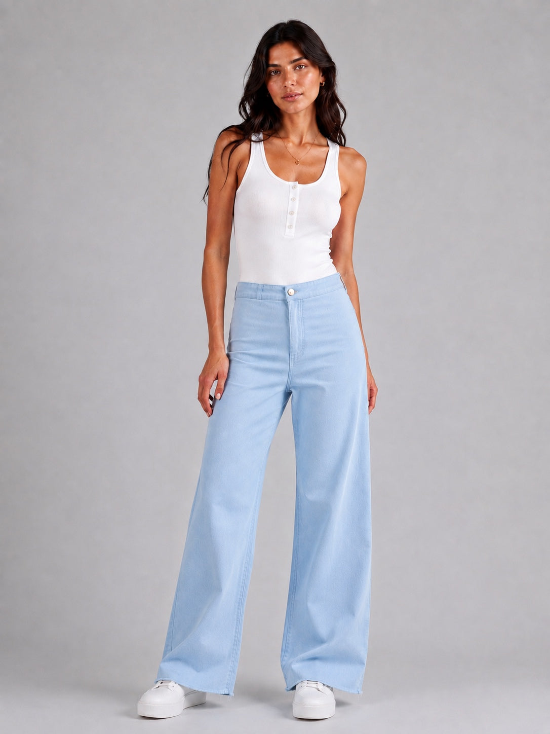 Wide-leg jeans with a back pocket.