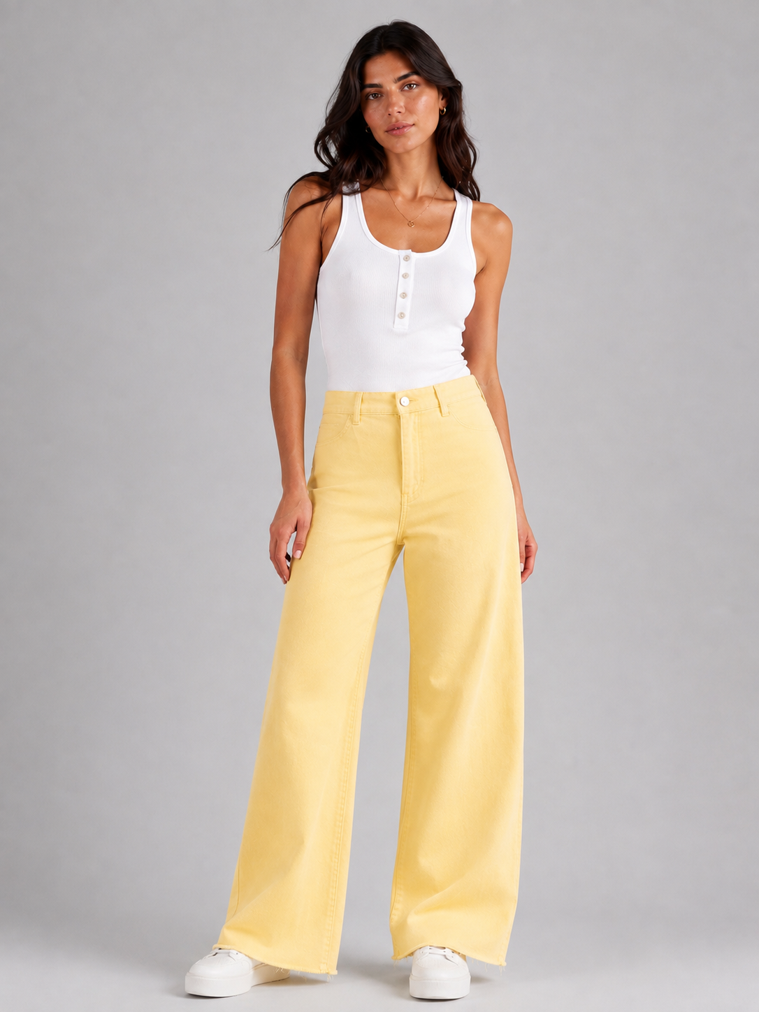 Wide-leg jeans with a back pocket.