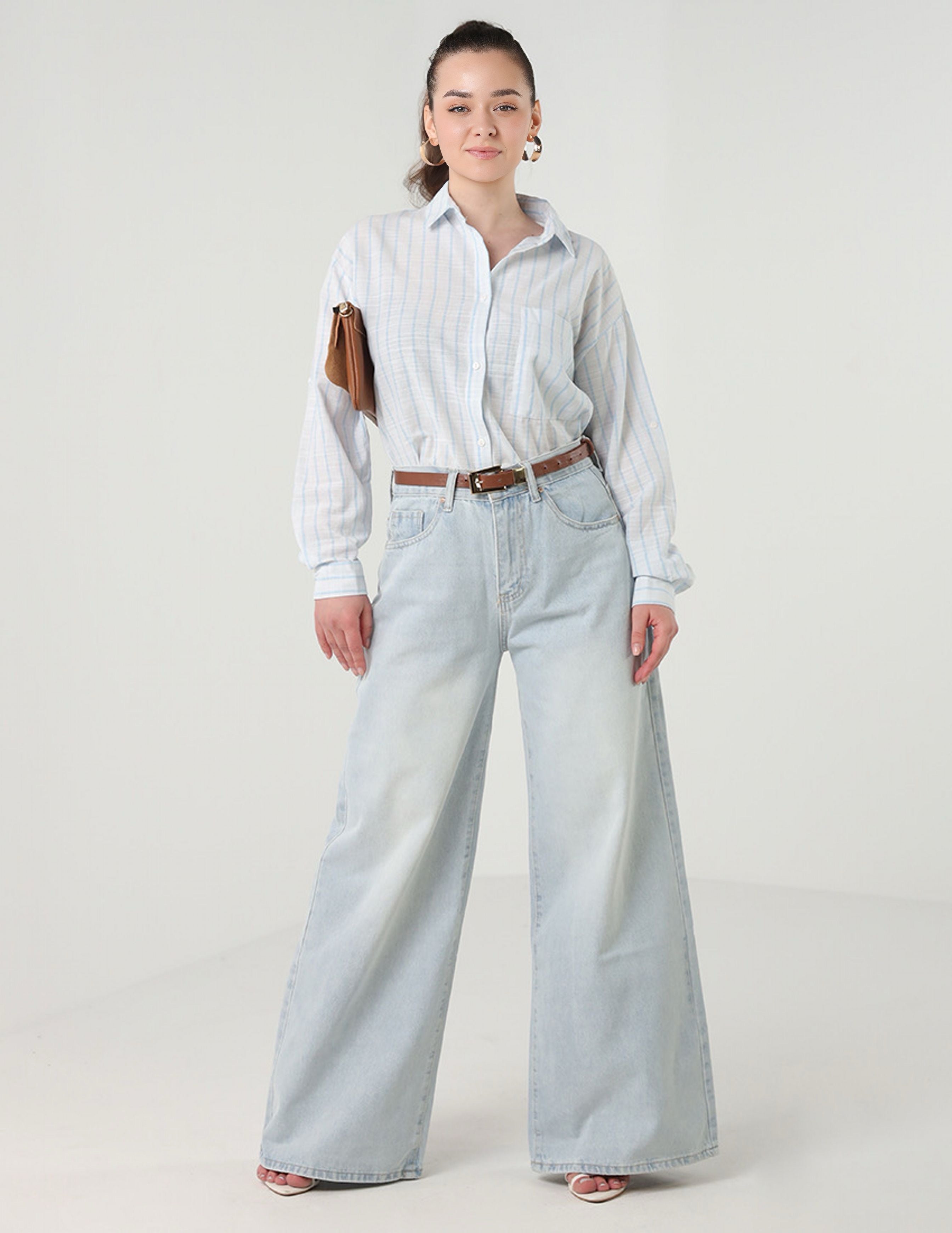 Wide Legged light blue Jeans