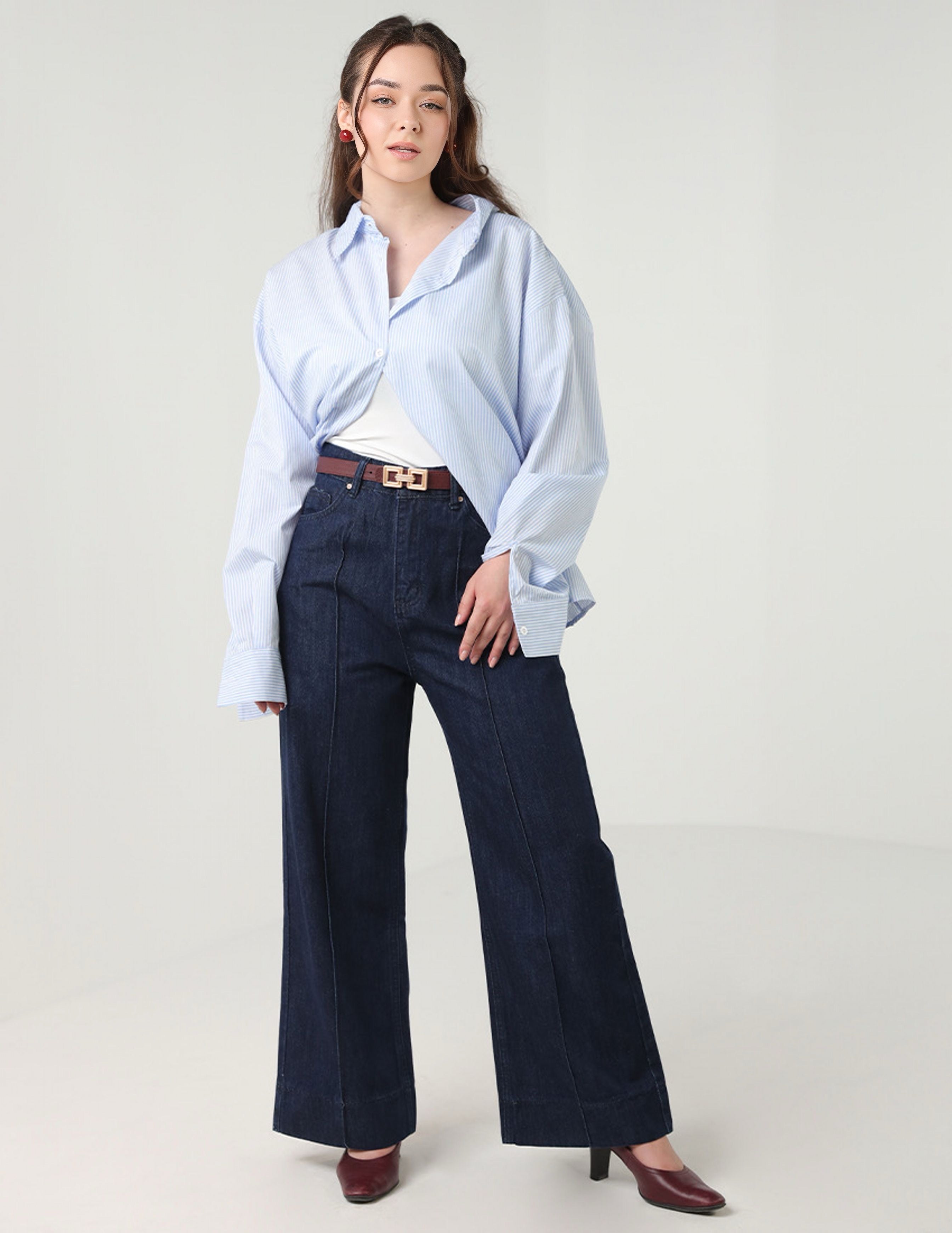 wide legged Jeans