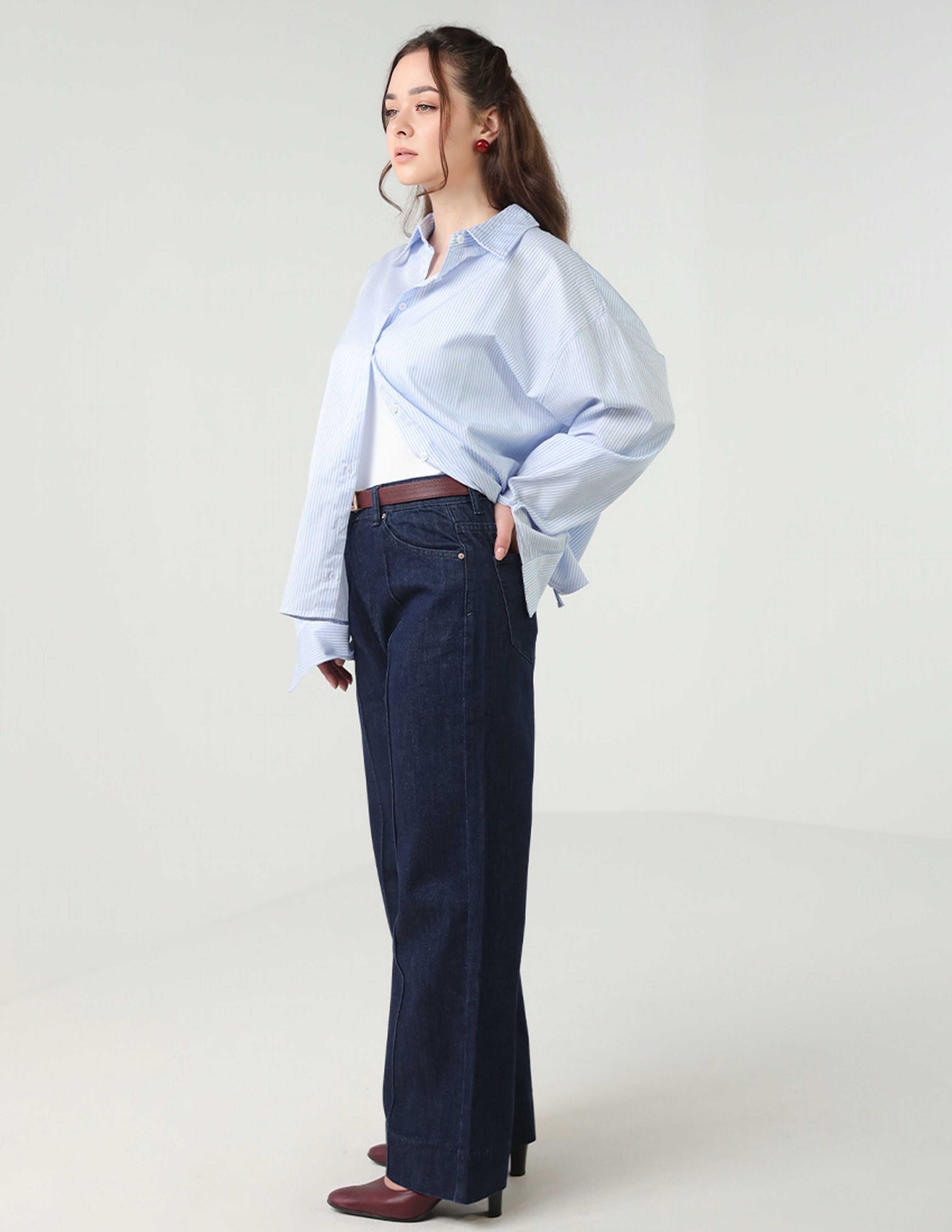 wide legged Jeans