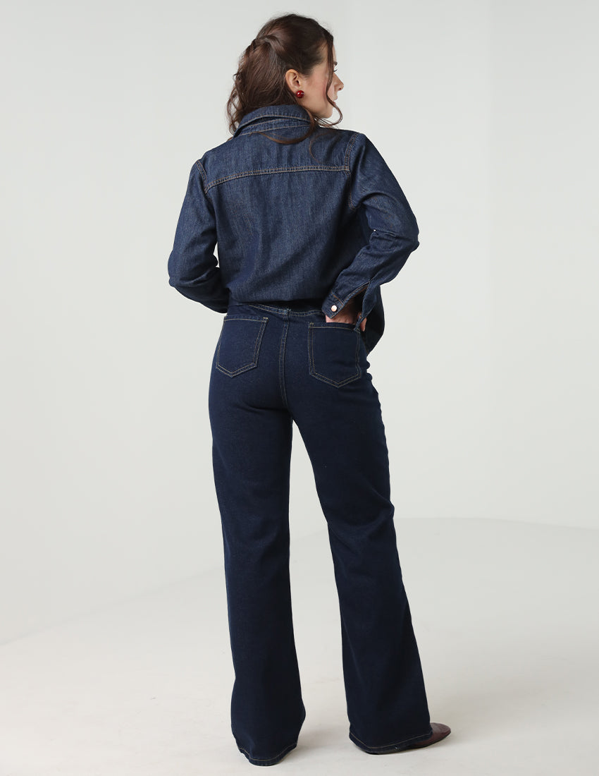 Wide Legged Jeans