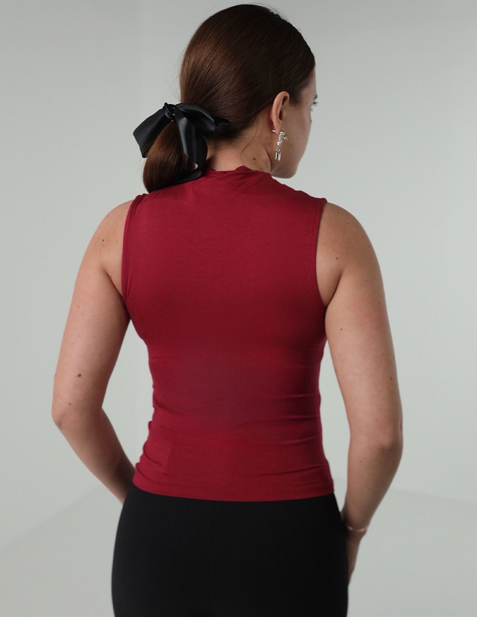 Tight Tank Top With Ripples Details
