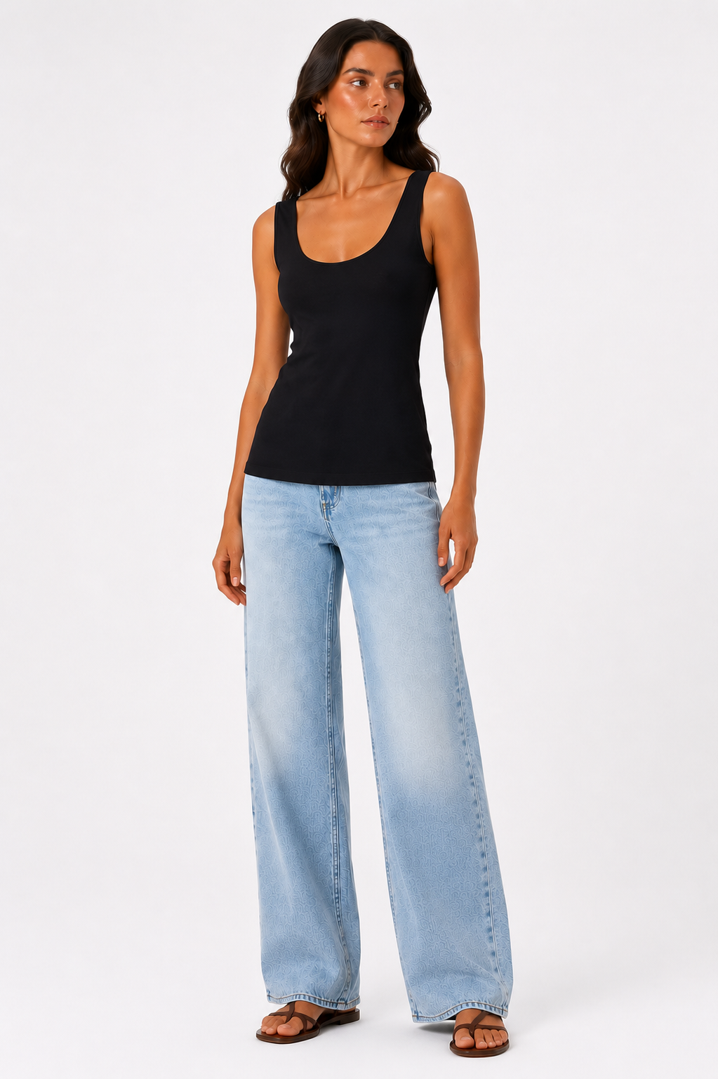 Basic sleeveless round-neck  tank top