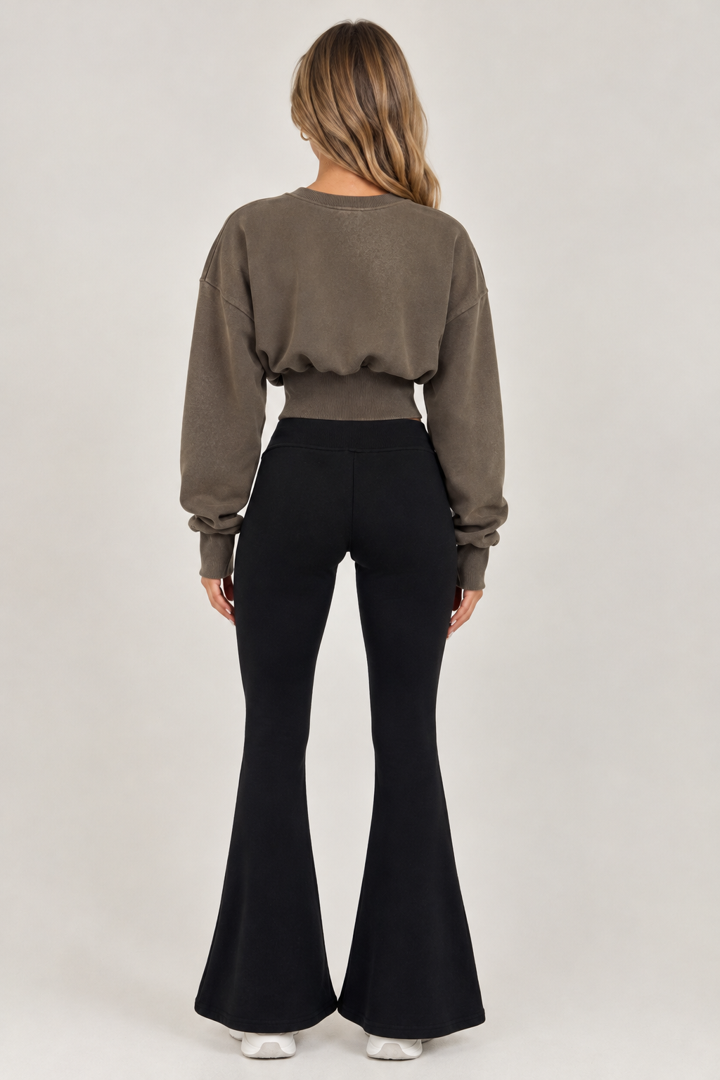 Cotton bootcut sweatpants with elastic waist