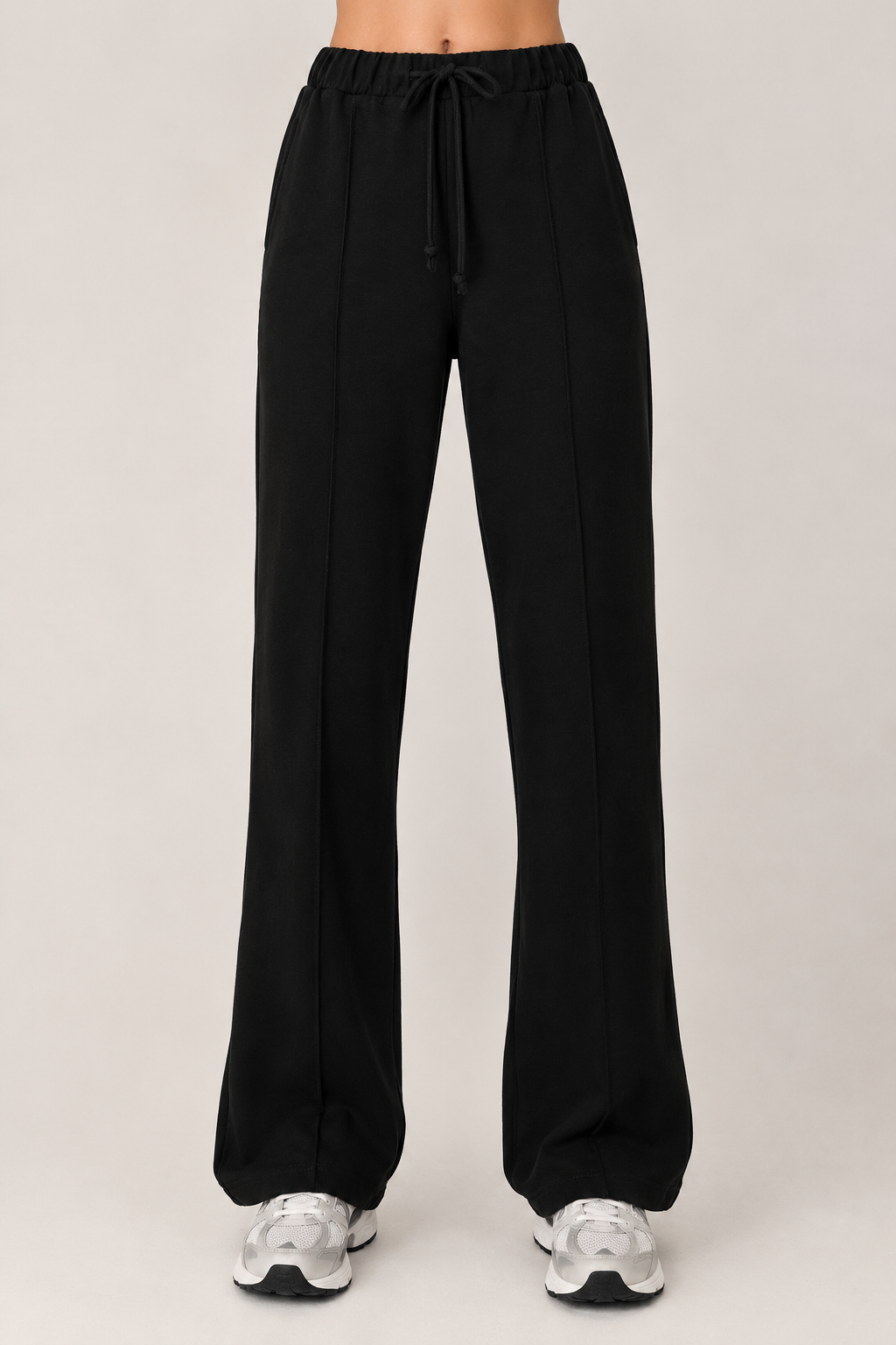 Sweatpants Straightcut elastic waistband with drawstring and leg line