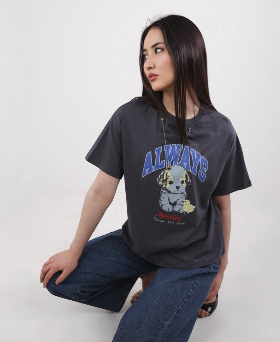 Dog t-shirt with silver chain