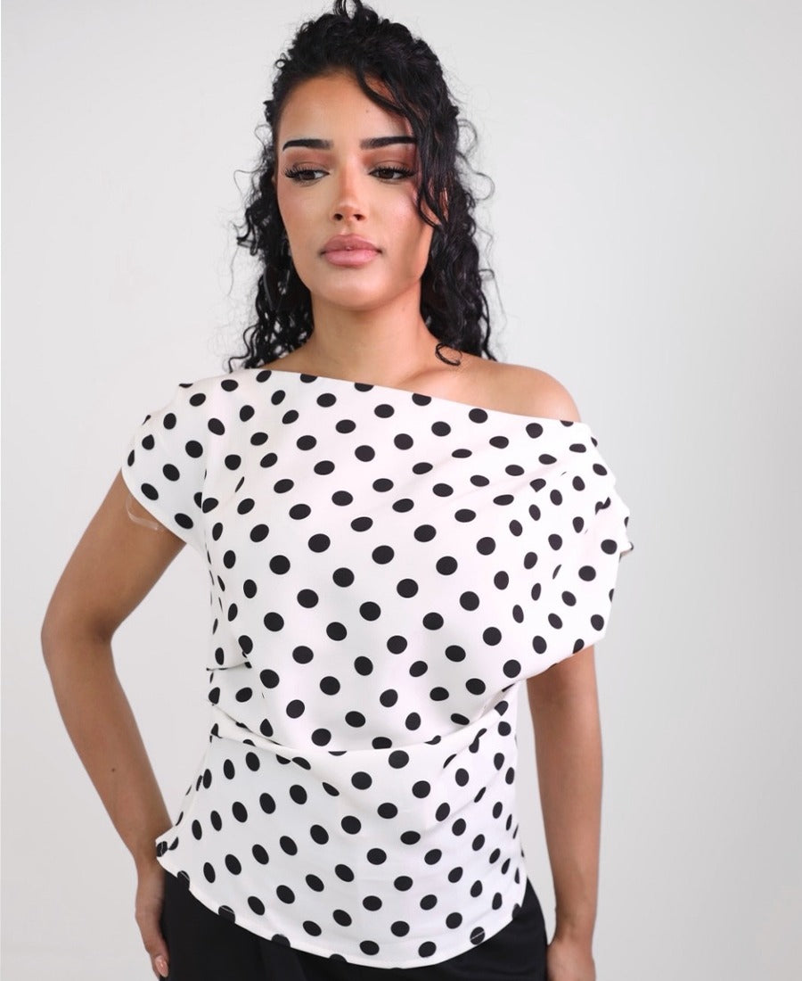 Polka dot blouse, sleeveless, wide neckline, off-white and black